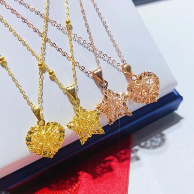 China Fashionable Five-pointed Star Gold Hollow Love Jewelry 18K Pure Gold Pendant Necklace Woman Jewelry for sale