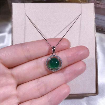 China Chalcedony Carriage Circle Clavicle Chain S925 Woman Jewelry CLASSIC Natural Green Silver Necklace for sale