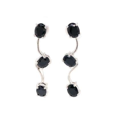 China 2021 Hot Sale Fashion Ladies CLASSIC Black Stone Dangle Earrings Latest Designs Daily Wear Earrings for sale