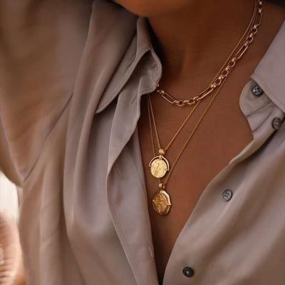 China Wholesale romantic 18K gold copper plated necklace European and American cold wind stacking niche female necklace for sale