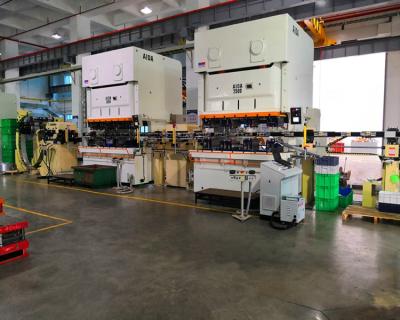 China Factory Dongguan Haiwei Automatic Servo Transfer For Power Press for sale