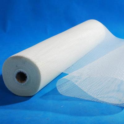 China 4x4mm 4.5 Oz Alkali Resistant Fireproof Fiberglass Mesh for sale