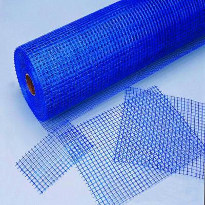 China Flexible 4x4mm 145g Fireproof Fiberglass Mesh for sale