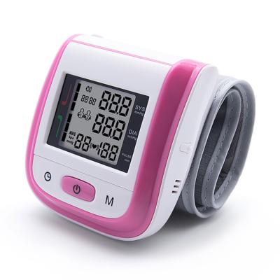 Chine Cheap ISO Medical Wholesale Digital Speakers CE Field Boiling Point Wristwatch Automatic Rate Blood Pressure Monitor à vendre