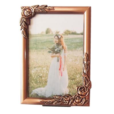 China Metal emboss Rose Adorned Picture Frame 5x7 inch, Classic Floral Design Vintage Sturdy Alloy Photo Frames for sale