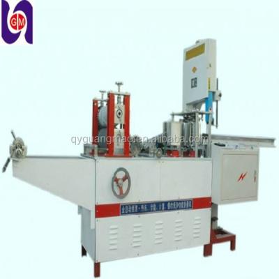 China Buy Direct From China Manufacturer Small Scale Production Plant Paper Bobbin Napkin Folding Machine for sale