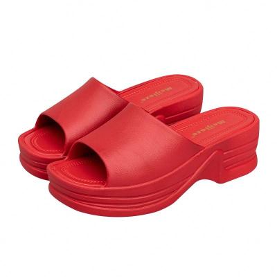 China New Fashion Trend Style Women Sandals Flat Bottom Ladies Beach Shoes Casual Slippers for sale