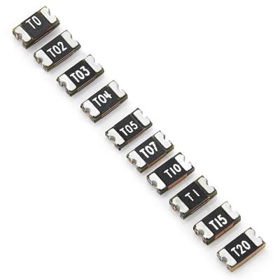 China Communication System 1206 6V 9V 12V 15V 16V 24V 30V 33V 60V Outdoor Adjustable SMD Mount Fuse PPTC for sale