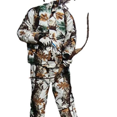 China DIY Custom New Style Polyester Camouflage Snow Woodland Ghillie Suit Winter Ghilli Suits for sale