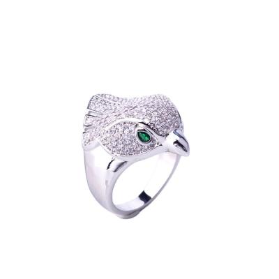 China Trendy Green Eyes Eagle Shape Ladies Fashion Ring Third Party Appraisal for sale