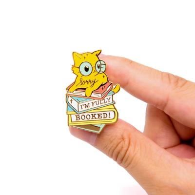 China Europe No Min Metal Pins Cute Cat Hard Enamel Pin Soft Lapel Badge Manufacturer Custom Enamel Pin Supplier for sale