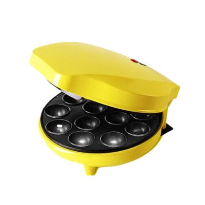 China Built-in Rope Wrap Most Popular Household Mini Waffle Cone Makers Machine Egg Waffle Maker for sale