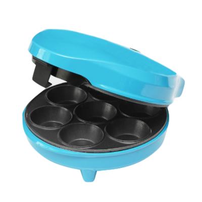 China Mini Adjustable Thermostat Electric Waffle Cupcake Maker For Home for sale