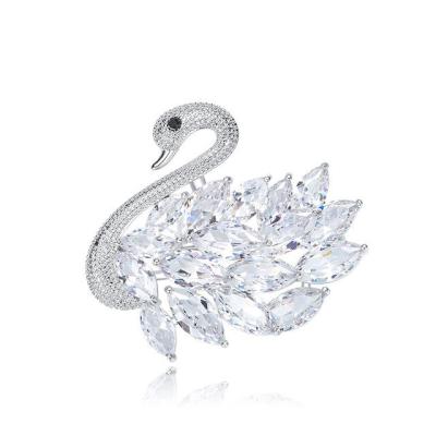 China Swan Shape Rhinestone Brooches Copper Metal Material For Lady MX0327B-Z for sale