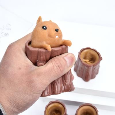 China Relieve Stress Squeeze Squirrel Cup Kids Funny Toys Bad Decompression Tree Stumps Wiggle Toys for sale