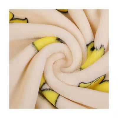 China OEM Custom Shrink-Resistant 100% Polyester Ducks Printed Knitted Flannel Fleece Fabric For Baby Blankets for sale