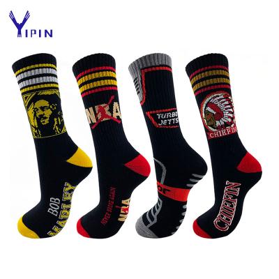 China Unisex Warm QUICK DRY Winter Anti Bacteria Outdoor Sports Soccer Compression Socks Sports Socks for sale