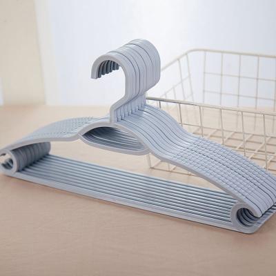 China Children's clothes hanger high quality colorful anti-slip plastic hanger novelty hanger for sale