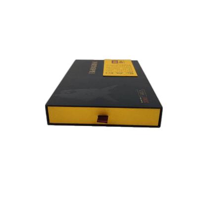 China Recycled Materials Black Gold Slotted Box Package Custom Packaging Package For Gift Beverage Alcohol With High Quality Recyclable Cardboard for sale