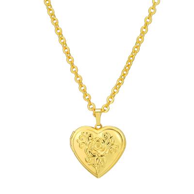 China TRENDY Popular Fashion Rose Gold Plated Heart Necklace Peach Heart Pendant Necklace Pendant for sale