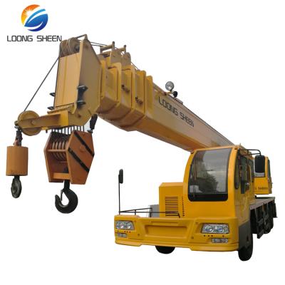 China TRUCK CRANE Automatic Welding Homemade Truck Crane 20 Ton 25 Ton Crane On Truck For Sale for sale