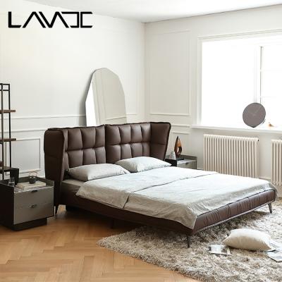 China HOT Customizable Modern Bed Large Leather Frame King Room Bed Hotel Branded Branded Bed for sale