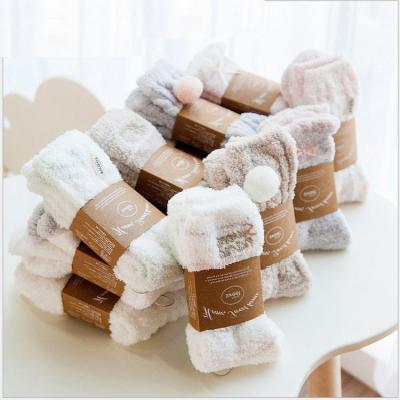 China Fsocks Korean Women Winter Fleece Terry Winter Thermal Fuzzy Comfortable Warm Sustainable Fuzzy Socks for sale