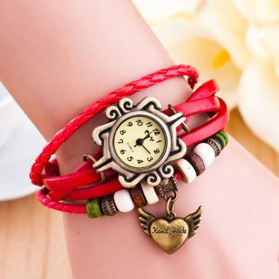 China Women 2018 Day/Date Vintage Bird Dangle Women's Bracelet Quartz Watch Ladies Wristwatches VW029 for sale