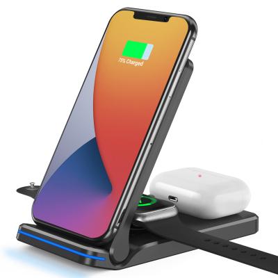 China Smart Watch 2021 Led Lamp 15w Qi Fast Wireless Charger Stand 3 in 1 for iphone 13 for sale