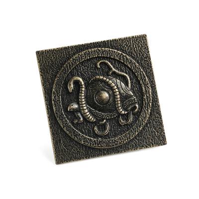 China China High Quality Custom Zinc Alloy Crafts For Home Decoration Zinc Alloy Logo Plate for sale