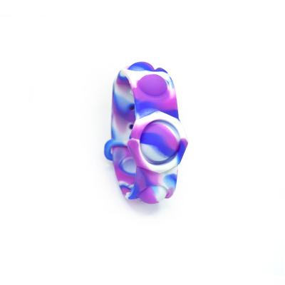 China Newest healthy bracelet jumps fidgety person wearable toys autism bracelet for sale