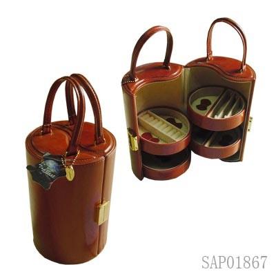 China Luxury Large Brown PU Leather Travelling Jewelry Case Round Shape for sale