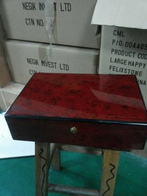 China Recycled Presentation Gift Wooden Jewelry Box Burgundy Lacquer Painting for sale