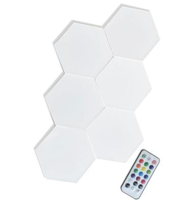 China Farmhouse Honeycomb Wall Night Light Hexagon Smart Quantum APP Splicing Modular Night Lamp For Home Smart Home Device for sale