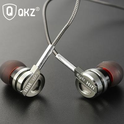 China Waterproof In-Ear Sport Earphones Earphone Magnetic In-Ear Wired Earphone For Phone for sale