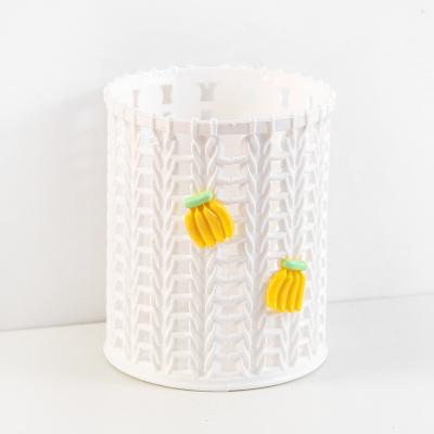 China Creative Round Plastic Stationery Pen Storage Bucket Office Desk Accessories Student Pen Holder Rattan Woven Cartoon Miscellaneous Storage for sale