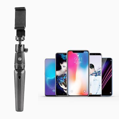 China Multifunctional Detachable Selfie Stick K20 720 Degrees Rotating Wireless Selfie Stick Tripod for sale