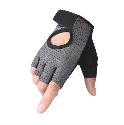 China Elasticity Adjustable Hot Sale Yoga Bodybuilding Training Gloves Sports Gloves for sale