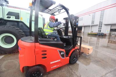 Cina Forklift idraulico diesel da 3 tonnellate in magazzino CPCD30 40kw 2650rpm in vendita