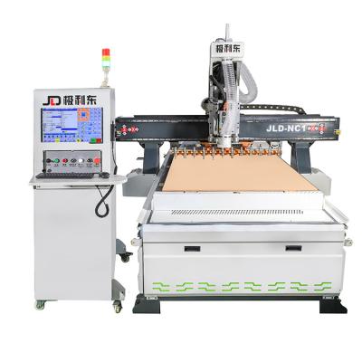 China VERTICAL 1325 CNC ATC Router Woodworking Cnc Wood Router With Dust Hood for sale