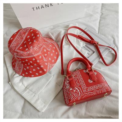 China Fashion TS9393 2021 New Shell Tote Paisley Bandana Purses Set Women Bags Fashion Cashew Print Bucket Hat And Bag Set Trendy Wholesale for sale