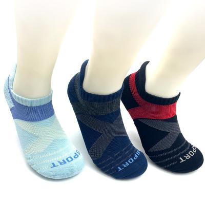 China OEM Athletic Custom Ankle Athletic Running Socks Cushioned Breathable Low Cut Sports Tab Socks For Men And Women for sale