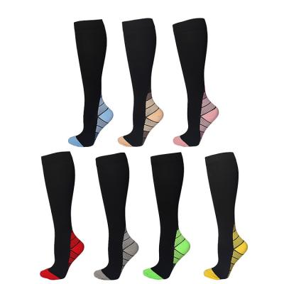 China OEM Breathable Wholesale Knee High Compression Socks For Women Sports Travel Gym 20-30 mmHg Gradient Color SOCKS for sale