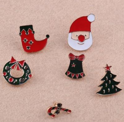 China Advertising Hot Sale Metal Enamel Santa Claus Brooch Pin Lapel Pin for sale