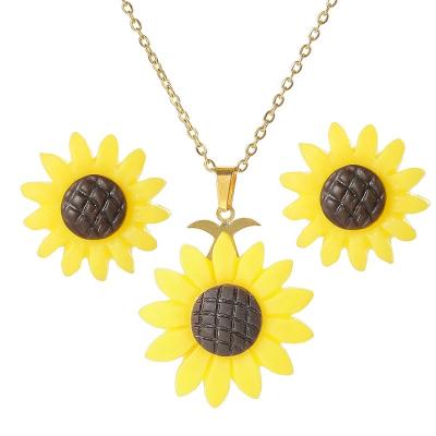 China CLASSIC Sunflower Chain Fashion Stainless Steel Necklace Stud Earring Pendant Jewelry Set Sun Flower Acrylic Floral Jewelry For Gift for sale