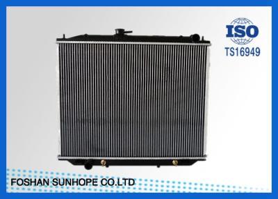 China TERRANO Nissan Car Radiator 679*48mm Tank OEM 21450-7F002 Easy Installation for sale