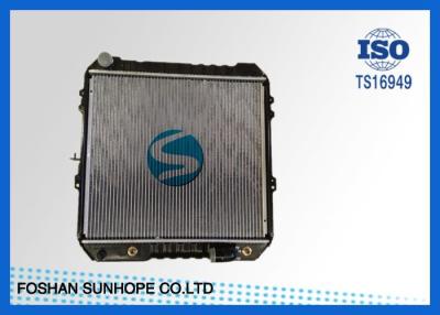 China Hilux2.4 48AT Toyota Car Radiator 48mm Core , Automotive Replace Car Radiator  for sale