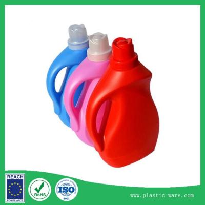 China PE 2L laundry detergent in a red bottle clean laundry detergent bottles for sale