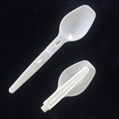 China Disposable friendly plastic folding spoon yogurt or jelly folding spoon PP plastic spoon for sale