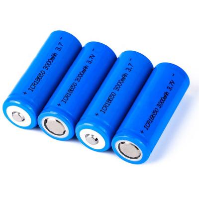 中国 High Capacity 3.7V 3000mAh 18650 Lithium Battery Rechargeable Li Ion Cell 販売のため